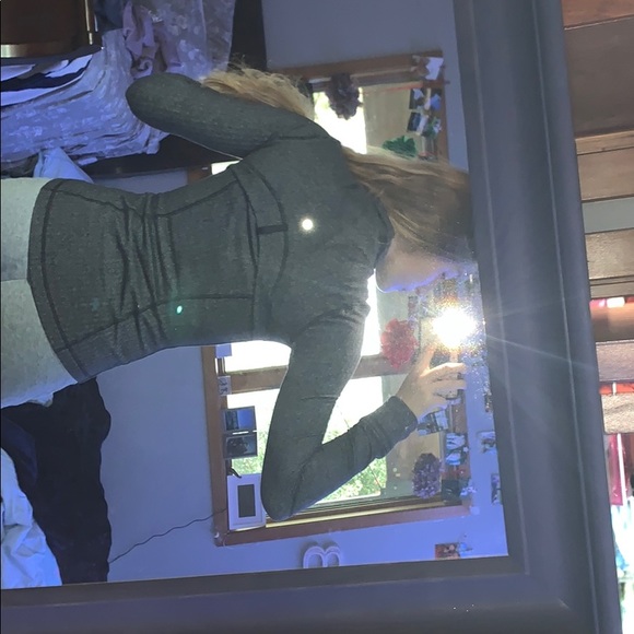 Zip up jacket - Picture 7 of 7